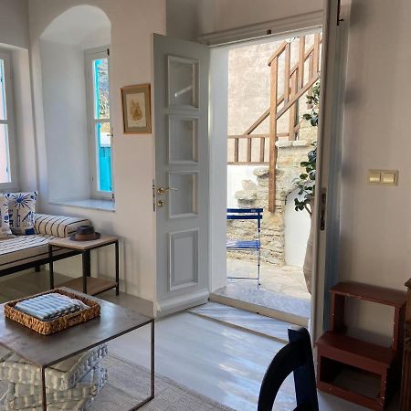 Villa Little Blue In Chorio, Sými Esterno foto