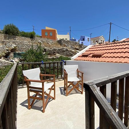 Villa Little Blue In Chorio, Sými Esterno foto