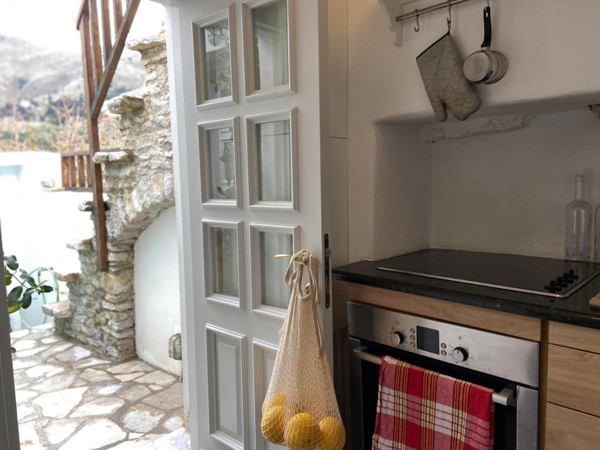 Villa Little Blue In Chorio, Sými Esterno foto