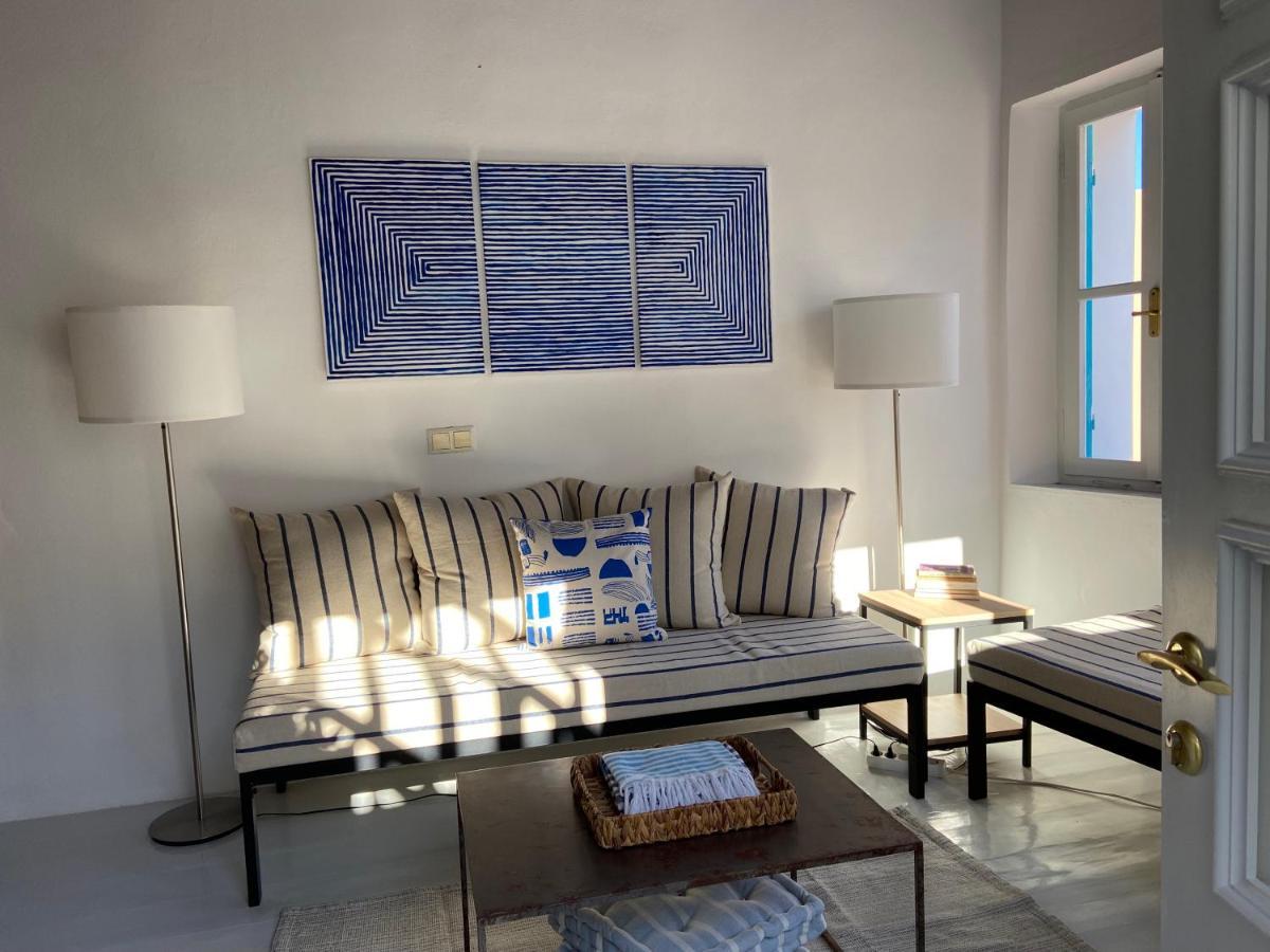 Villa Little Blue In Chorio, Sými Esterno foto